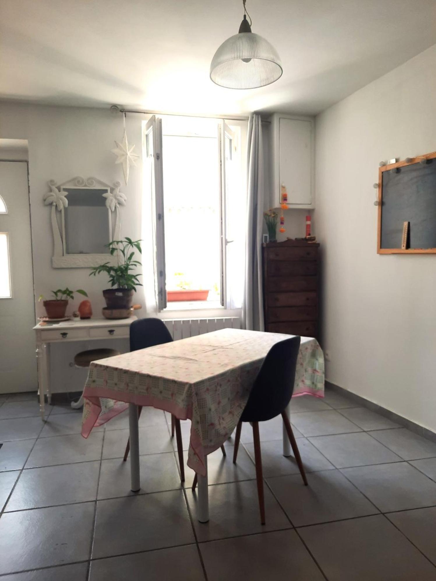 Agreable Appartement T2 Proche Centre Nîmes Exterior foto